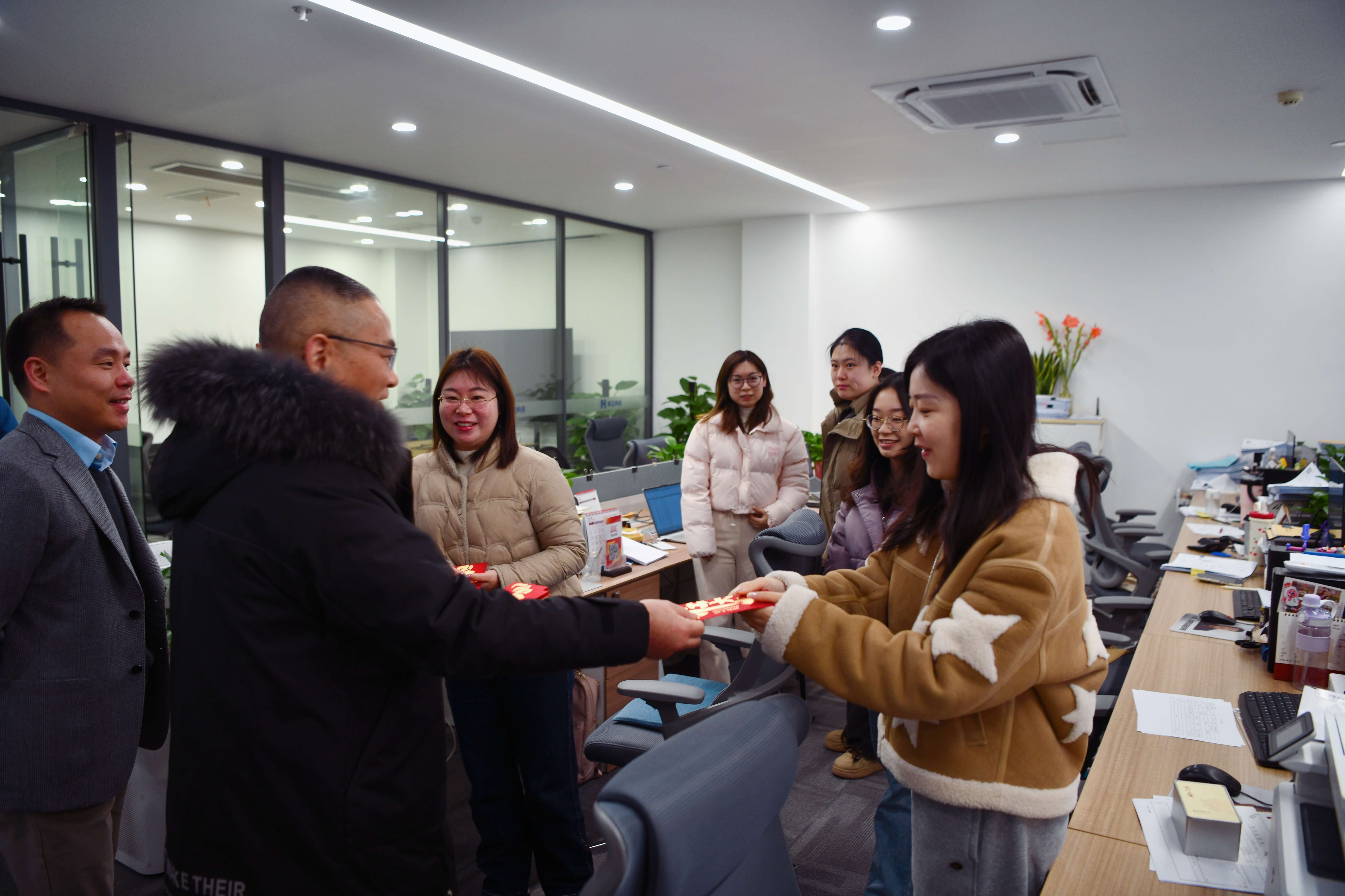 微信图片_20250205110506_副本.jpg