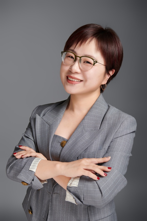 陈曦1.jpg